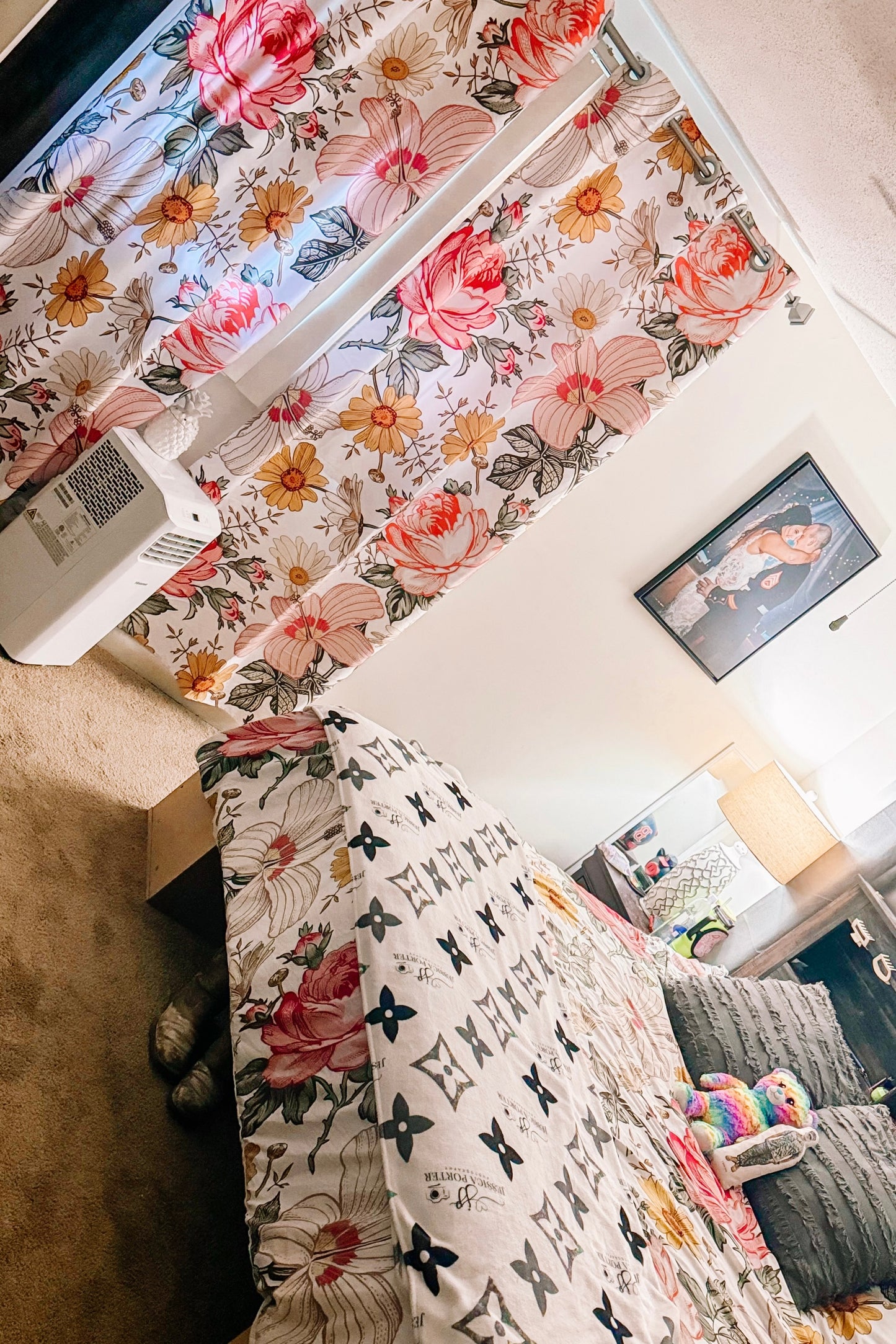 CUSTOM CURTAINS