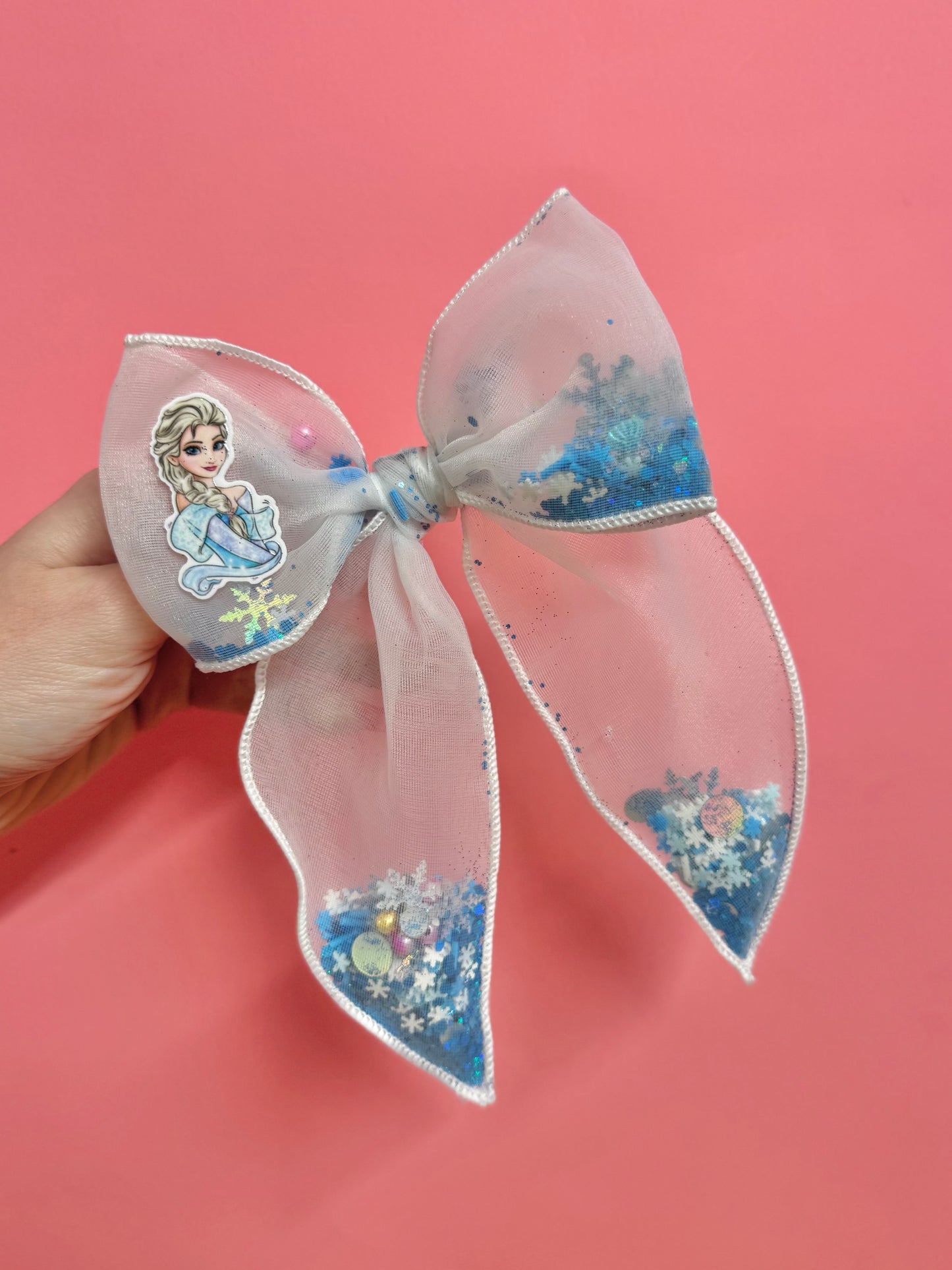 FROZEN SHAKER BOW