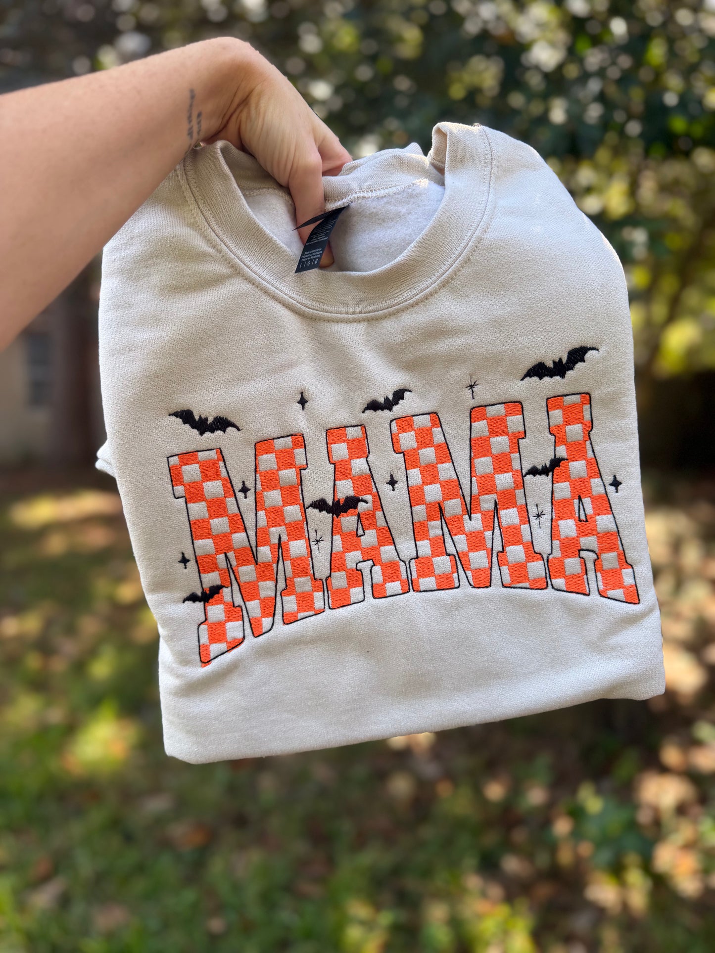 MAMA ADULT LARGE SWEATER