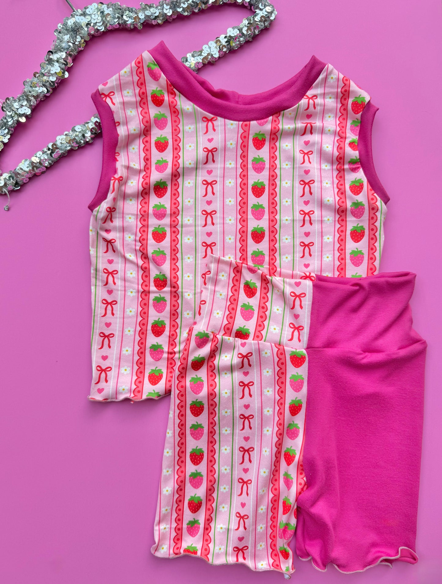 STRAWBERRY SET
