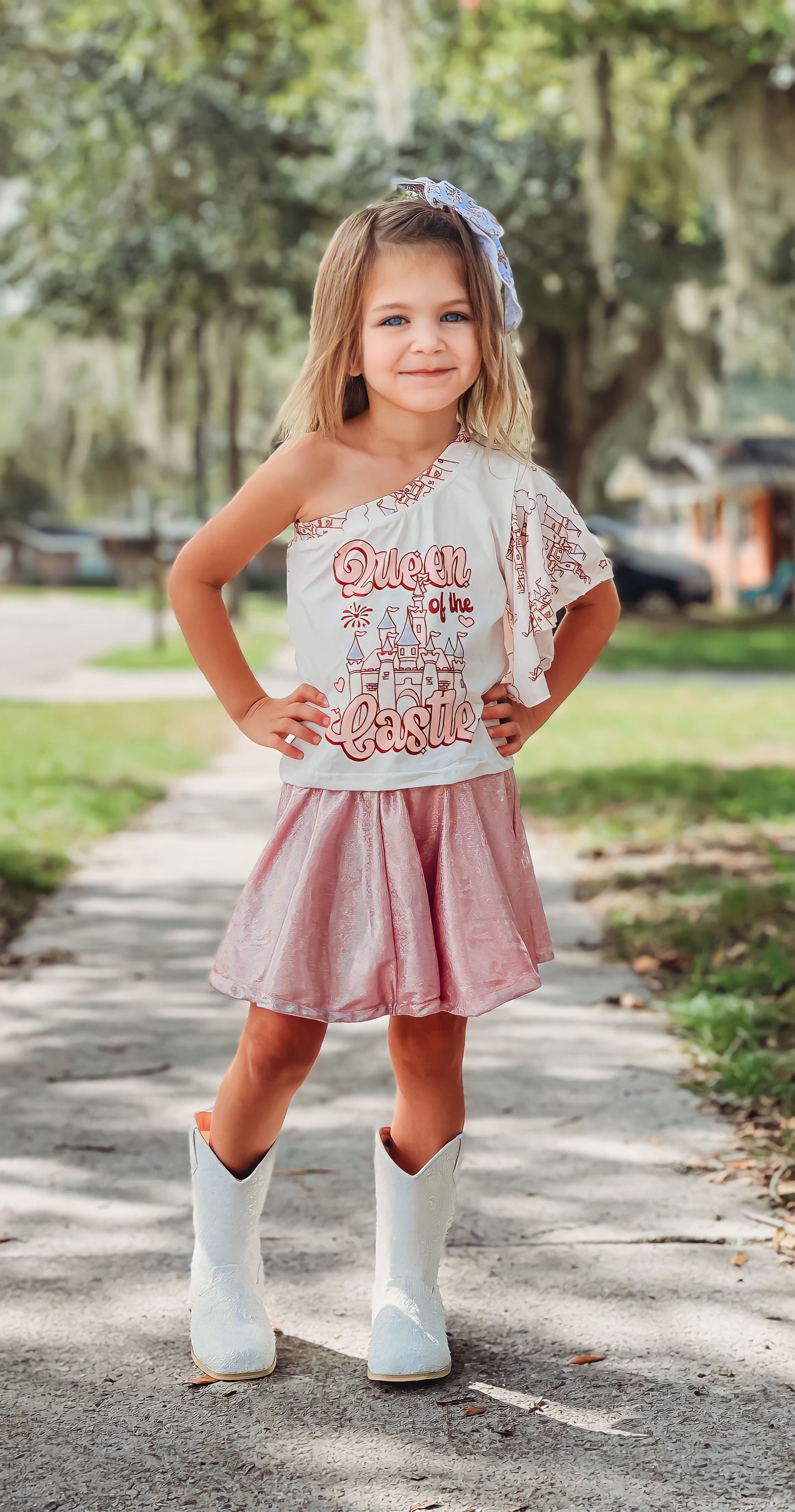 QUEEN OF THE CASTLE TOP