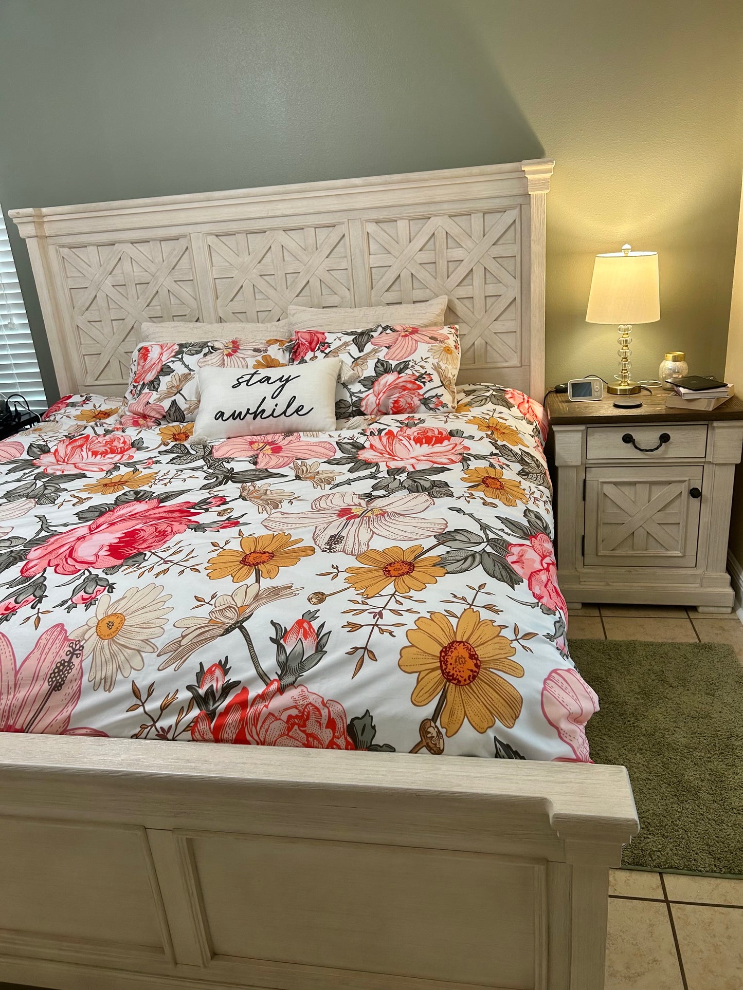CUSTOM DUVET SETS