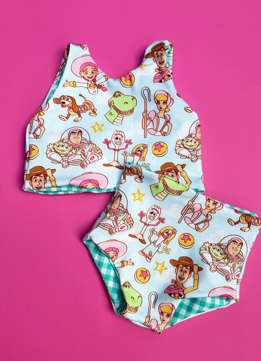 TOYS SWIM