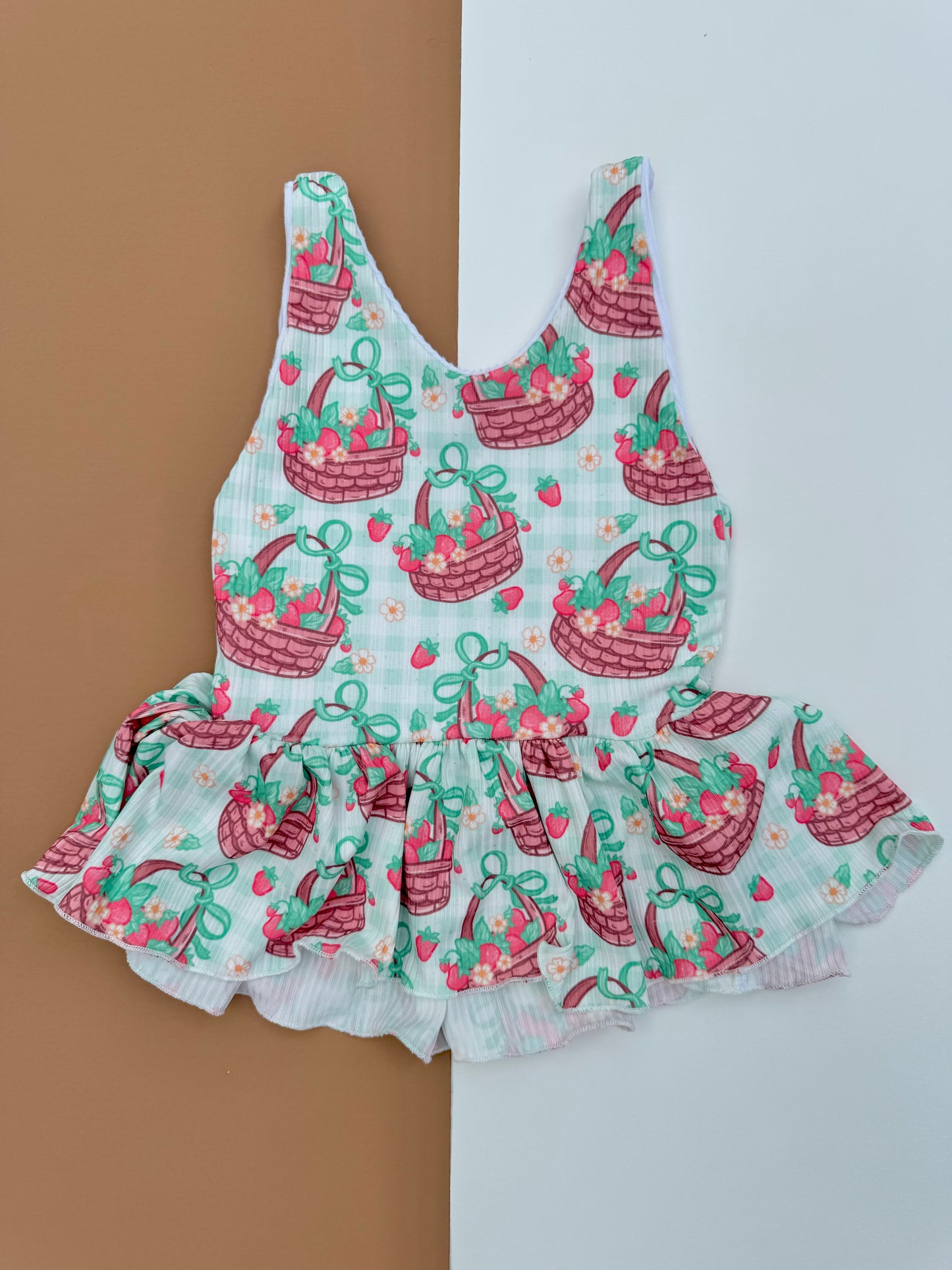 STRAWBERRY RUFFLE TOP