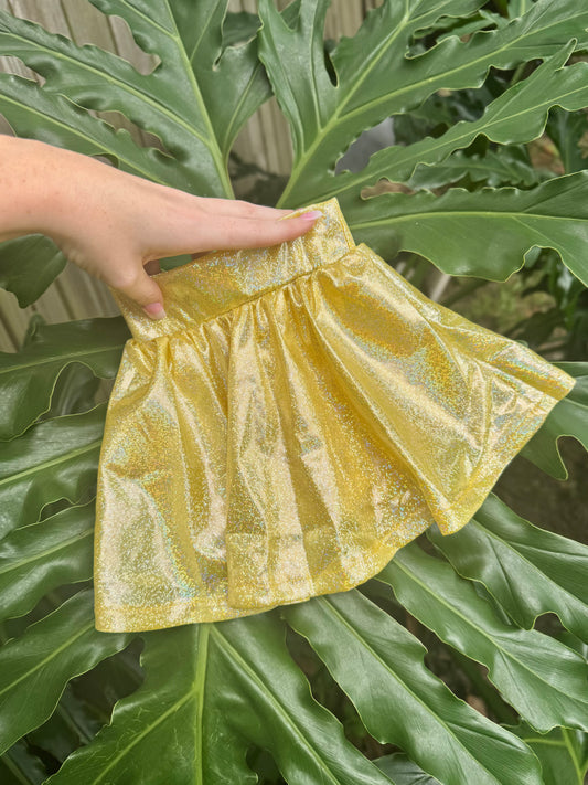 YELLOW SHIMMER SKORT