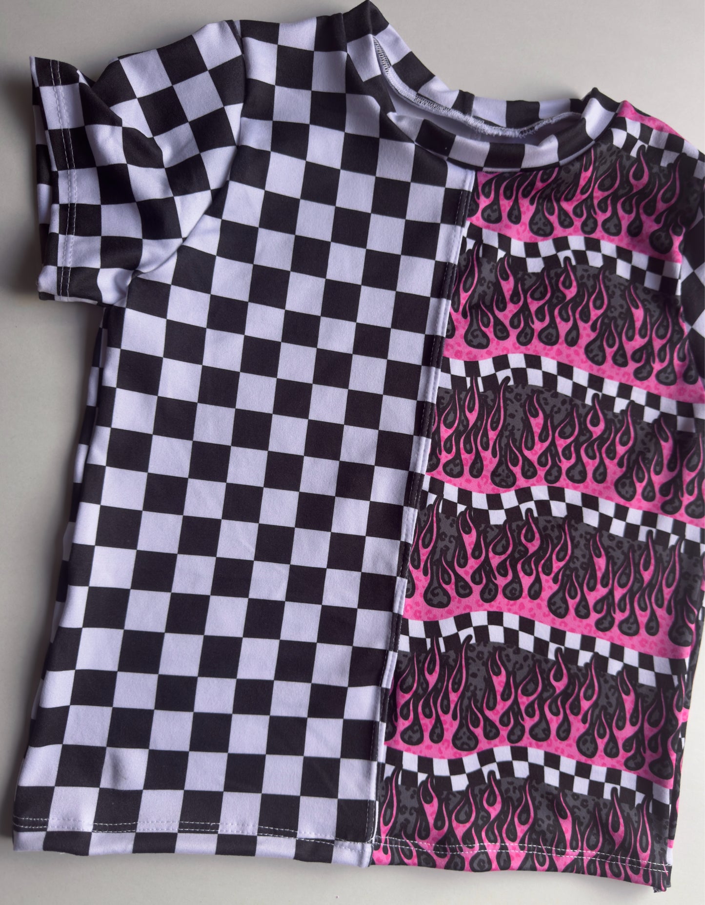 COLORBLOCK FLAMES TEE 5/6Y