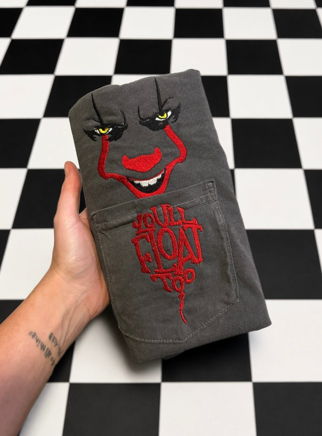 SPOOKY POCKET TEE