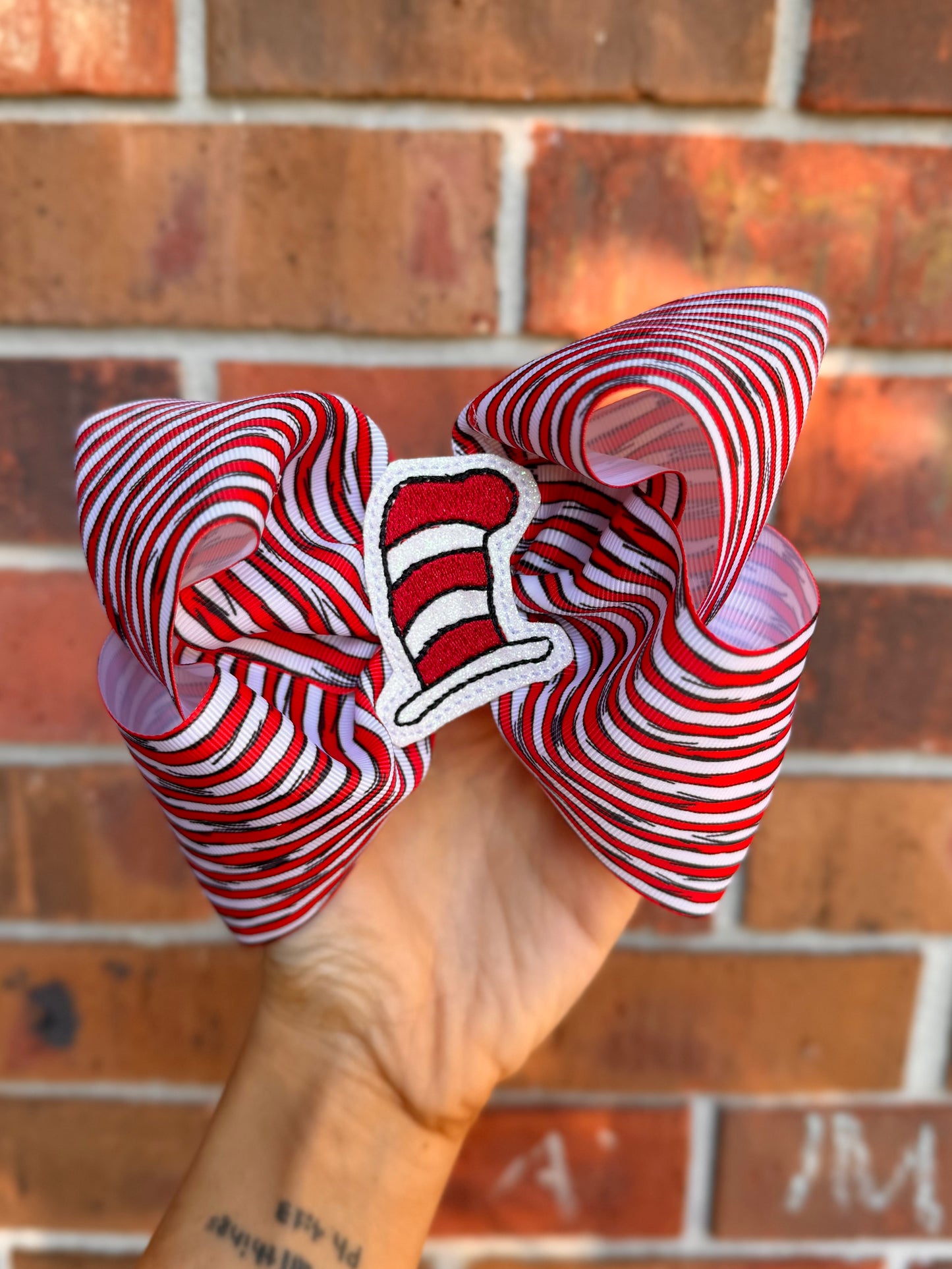 CAT RIBBON BOW