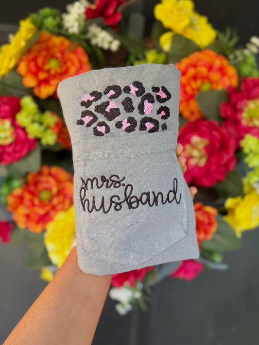 LEOPARD CUSTOM POCKET TEE