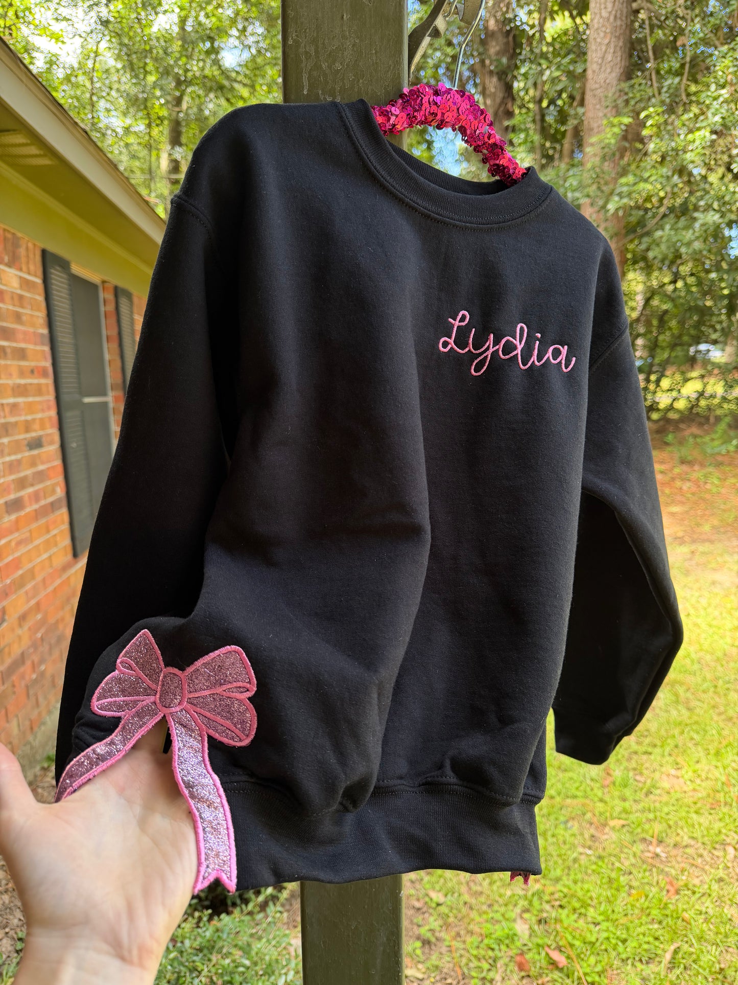 BOW MONOGRAM SWEATER