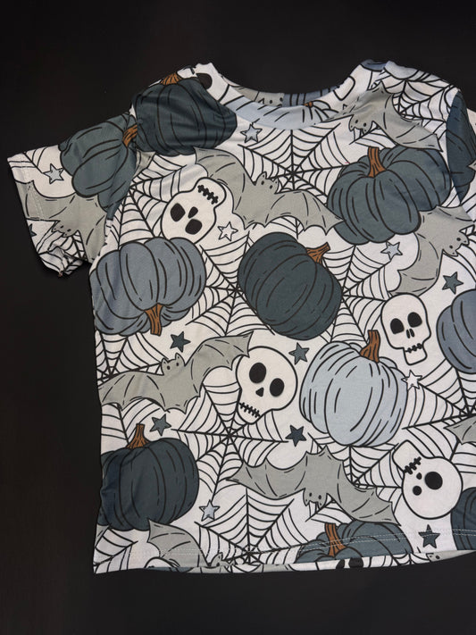 SKULLS TEE